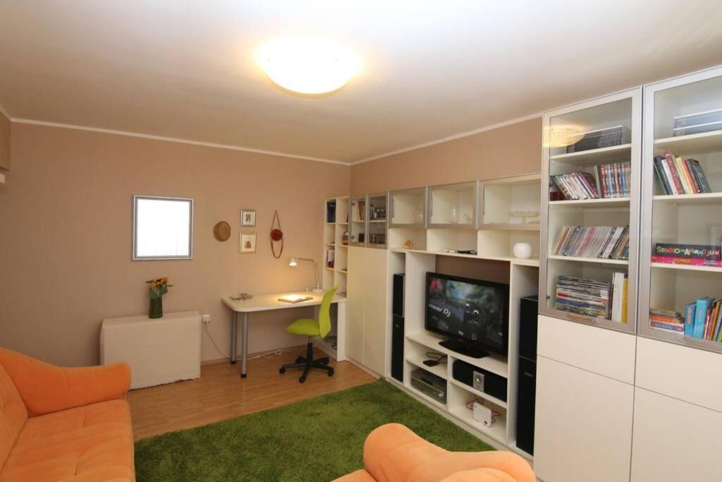 Fast Friend - Cozy Apartment In The Center With Private Garage Rijeka Extérieur photo
