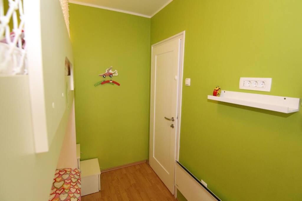 Fast Friend - Cozy Apartment In The Center With Private Garage Rijeka Extérieur photo